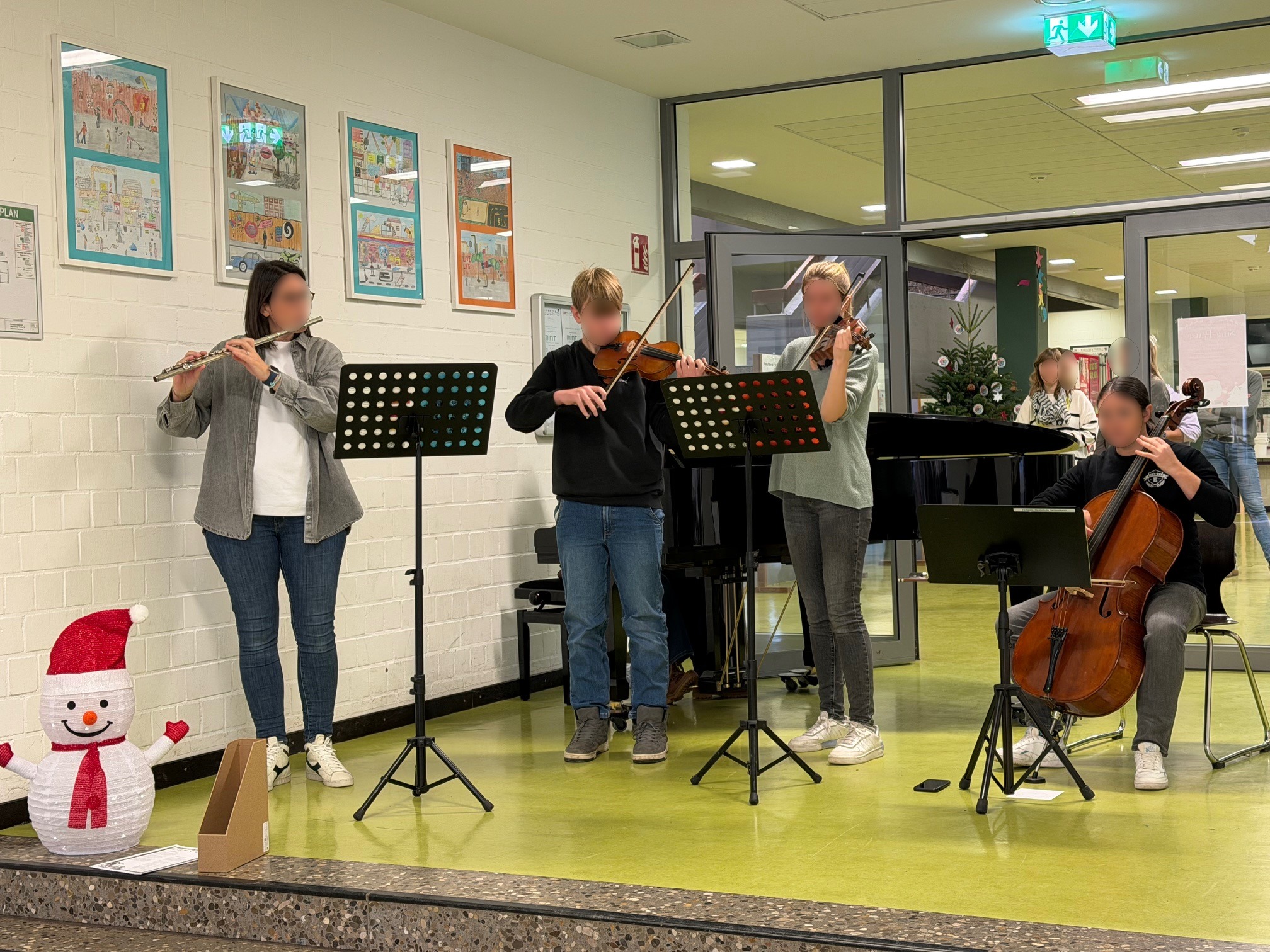 Musizierende bei der Sing-Pause